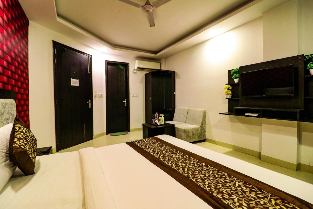 Hotel Olive Zone Near Delhi Airport นิวเดลี ภายนอก รูปภาพ