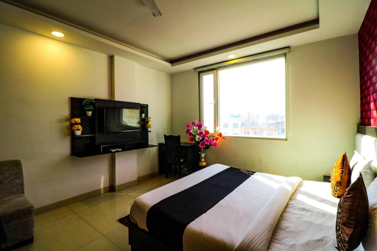 Hotel Olive Zone Near Delhi Airport นิวเดลี ภายนอก รูปภาพ