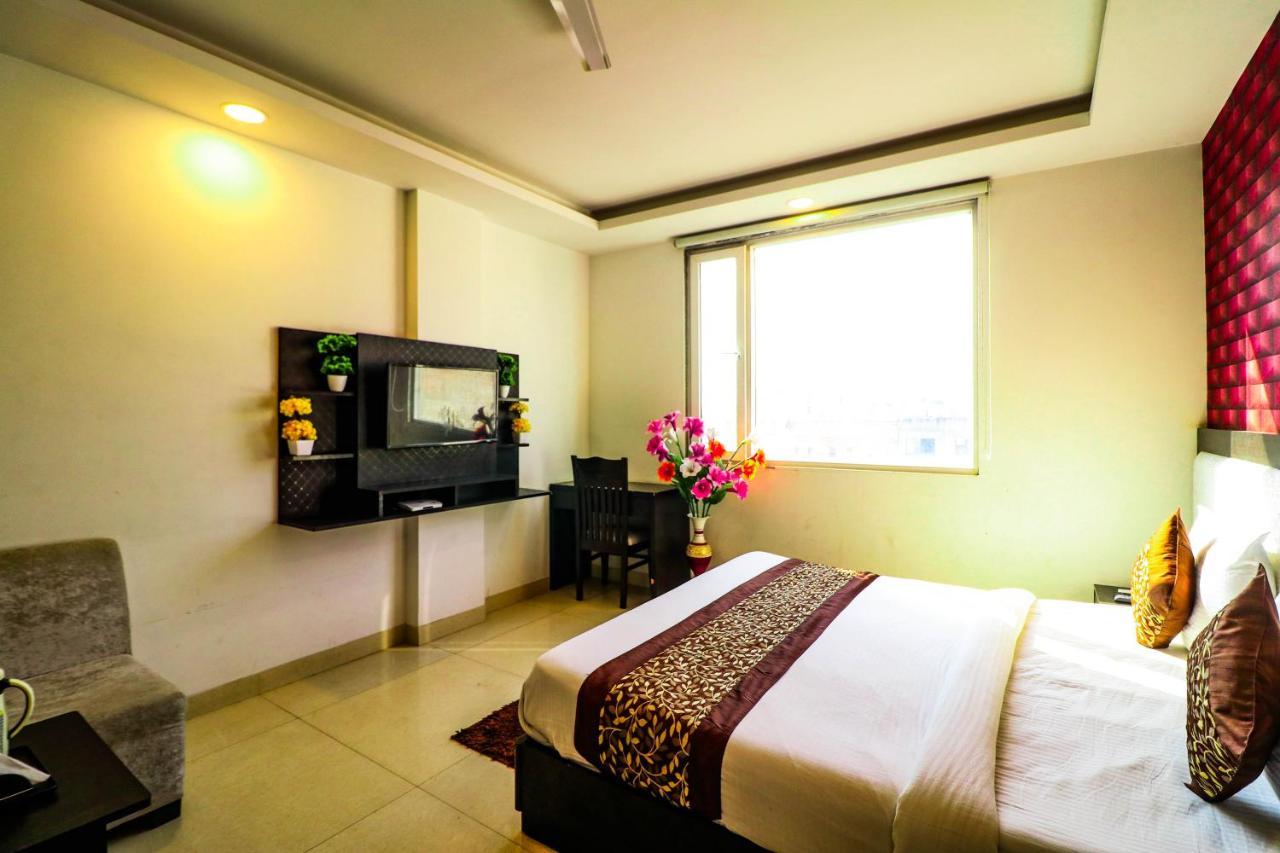 Hotel Olive Zone Near Delhi Airport นิวเดลี ภายนอก รูปภาพ