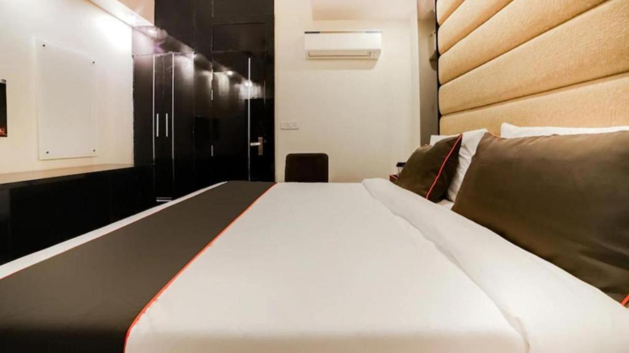 Hotel Olive Zone Near Delhi Airport นิวเดลี ภายนอก รูปภาพ