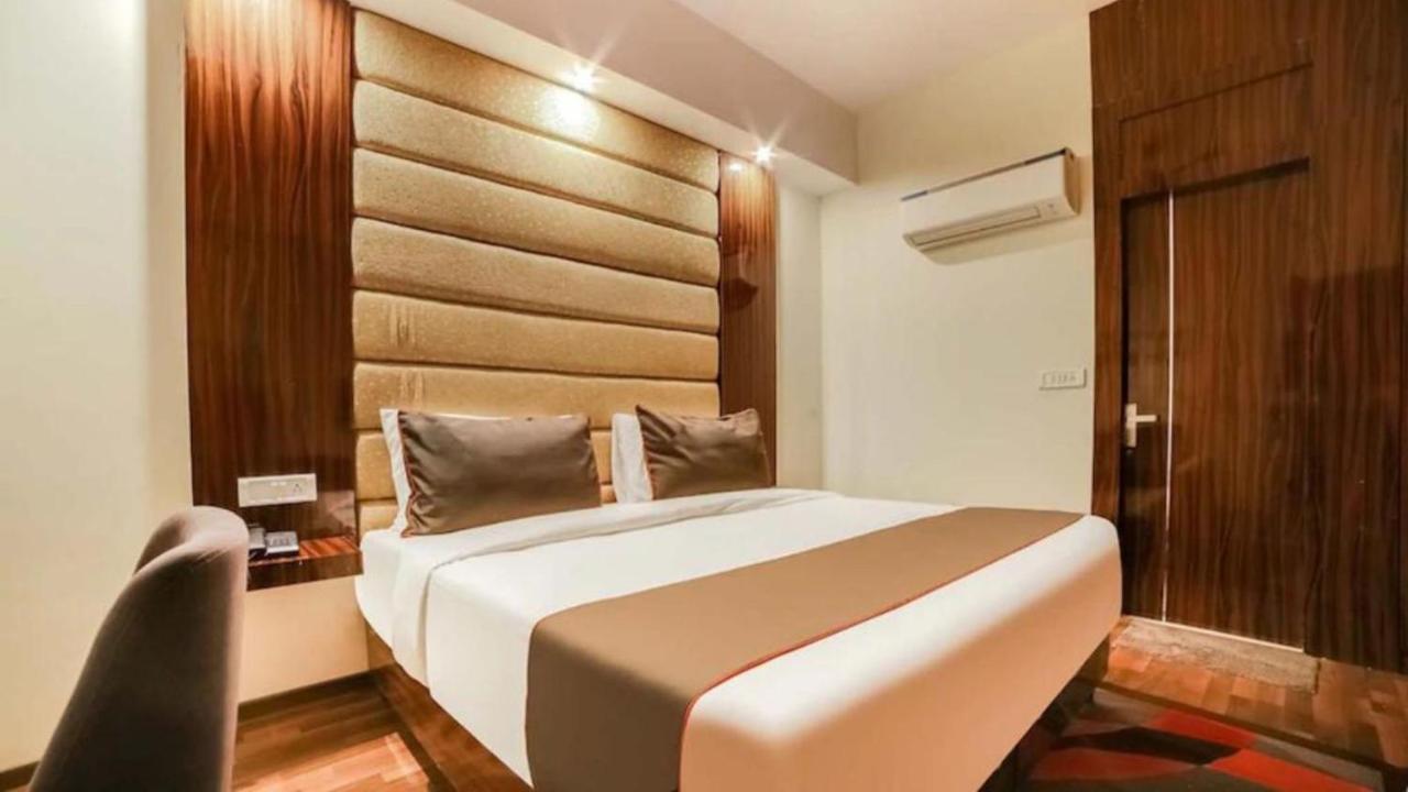 Hotel Olive Zone Near Delhi Airport นิวเดลี ภายนอก รูปภาพ
