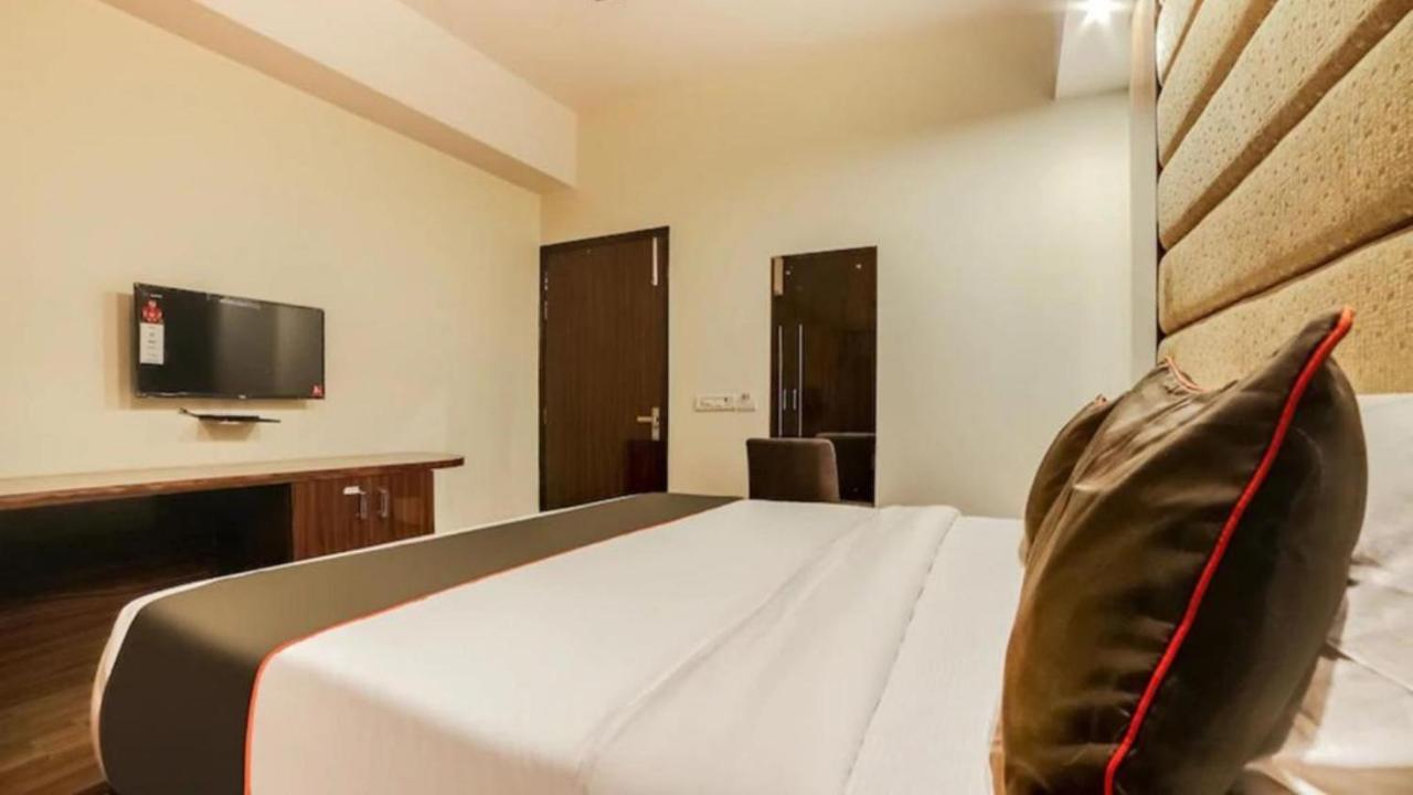 Hotel Olive Zone Near Delhi Airport นิวเดลี ภายนอก รูปภาพ